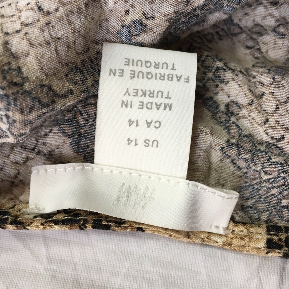 H&M Python Print Fit Flare Long Sleeve Detailed D… - image 6